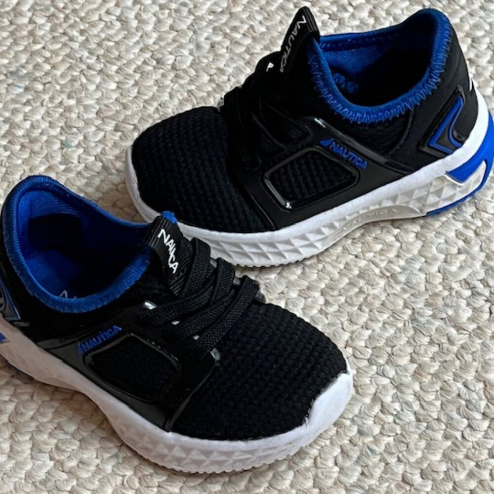 Nautica Toddler Boy Size 5 Black Royal Blue Slip On Athletic Sneakers Shoes